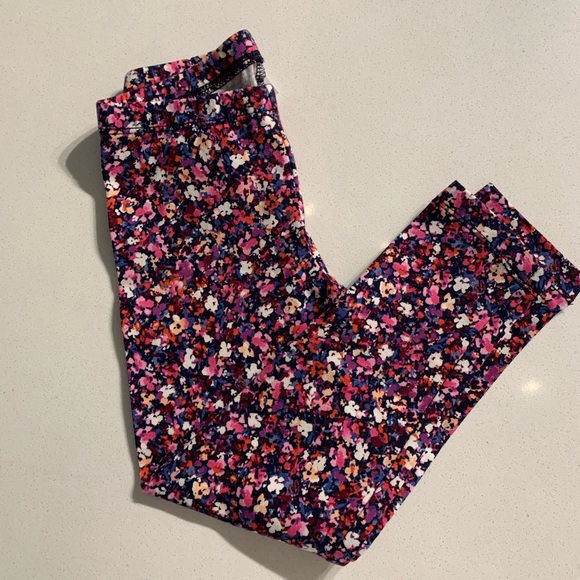 Bundle of Leggings - Picture 3 of 4